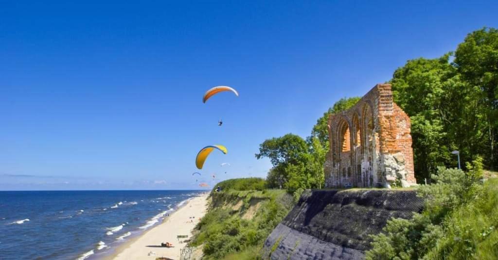 Apartamenty Obok Ruin Trzęsacz Extérieur photo